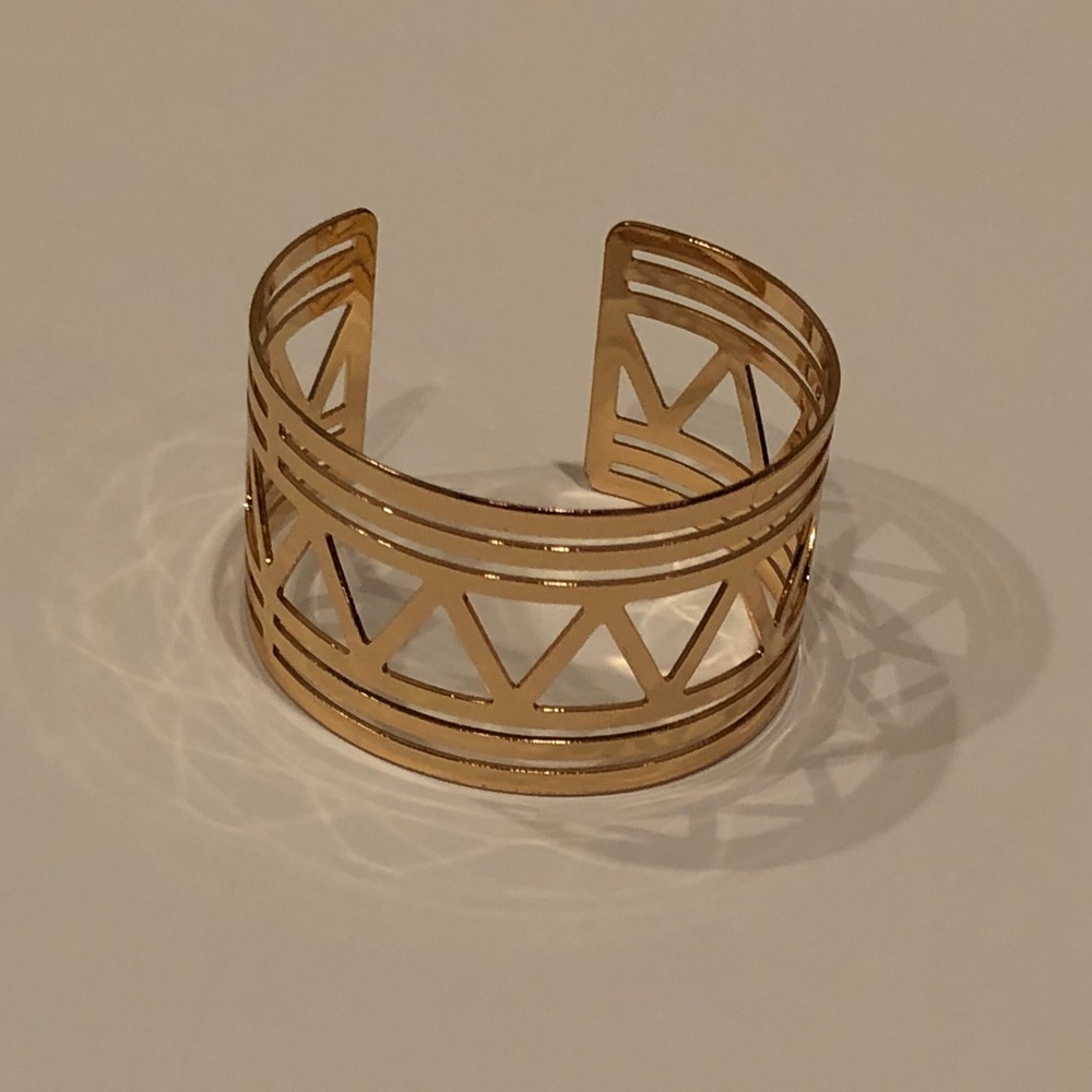 (3/$20) Gold Hand Cuff